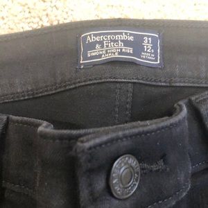 Abercrombie and Fitch Simone high rise ankle black